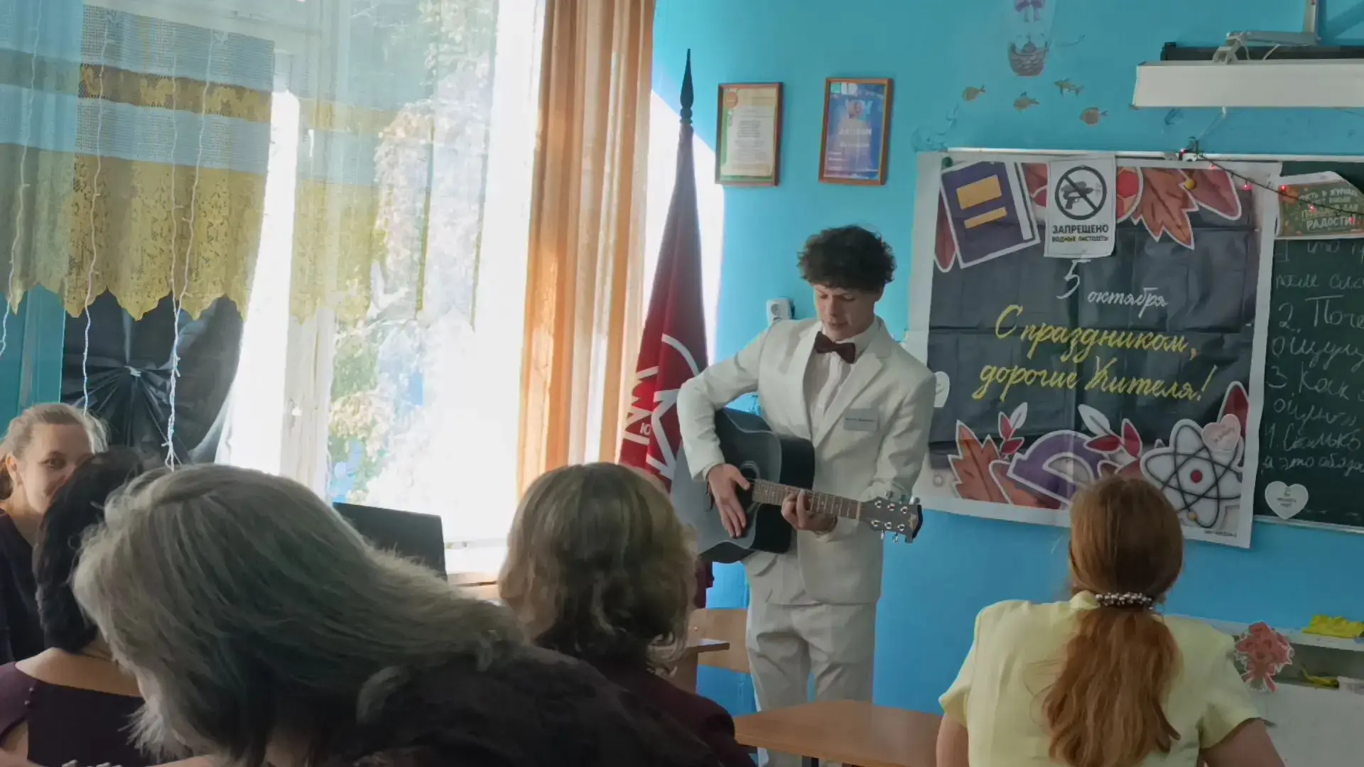 📖🔊🙃Когда школа меняется ролями: День самоуправления глазами одиннадцатиклассников
