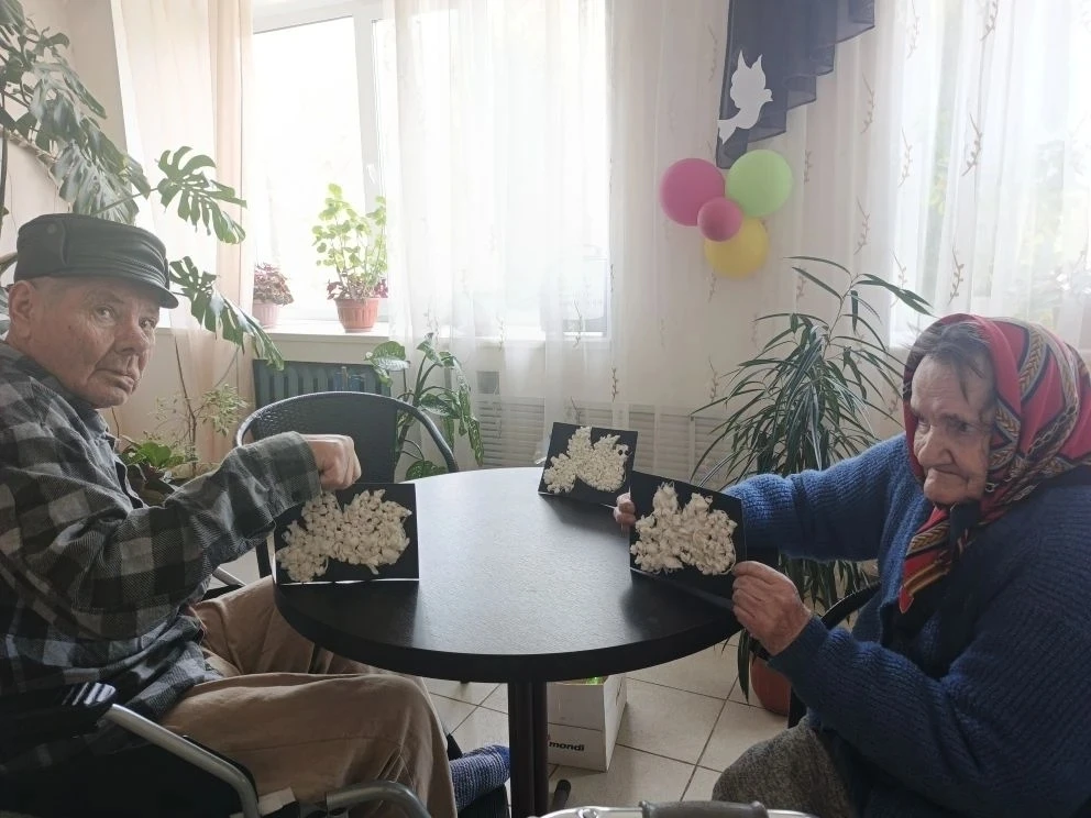🇷🇺Подготовка к Дню Победы в Батуринском доме-интернате  🏡💫В Батуринском доме-интернате для престарел