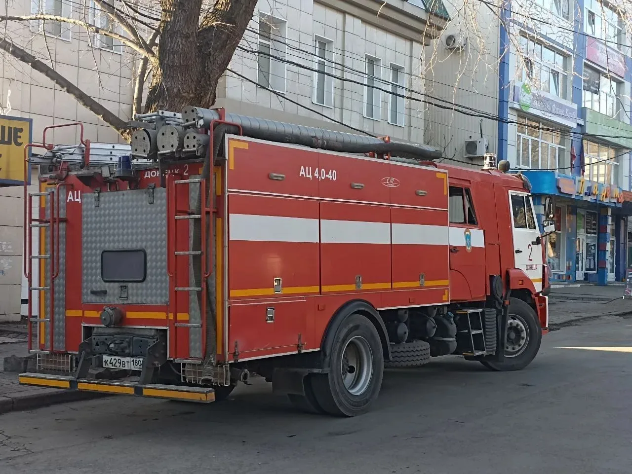 МЧС за сутки ликвидировано 23 пожара. 

При возгораниях, причины которых устанавливаются, погиб жите