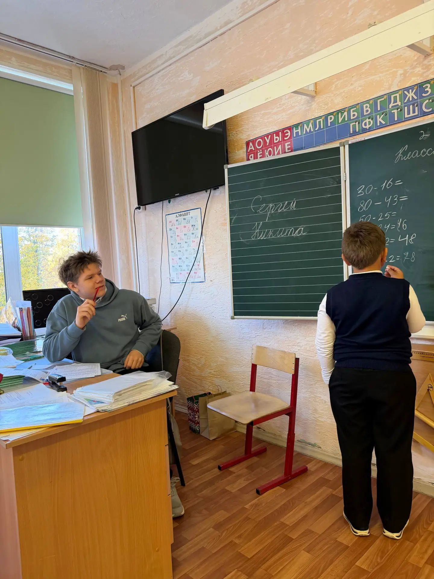 В преддверии Дня учителя в Куйвозовском структурном подразделении Гарболовской школы 2 ...