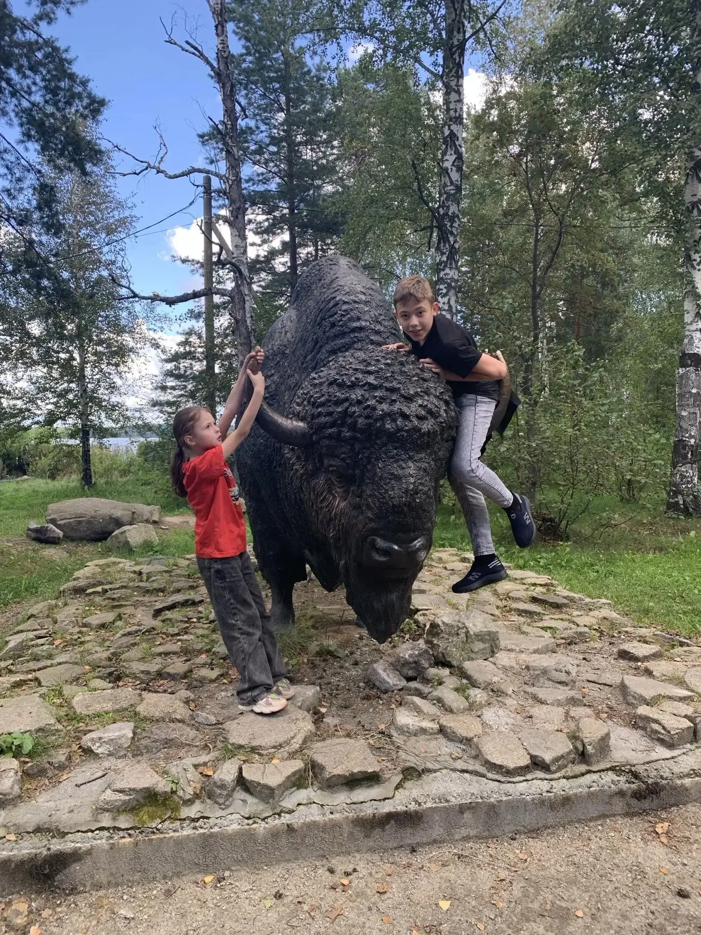 🦕 Путешествие на миллионы лет назад! Наши воспитанники покоряли доисторический Урал