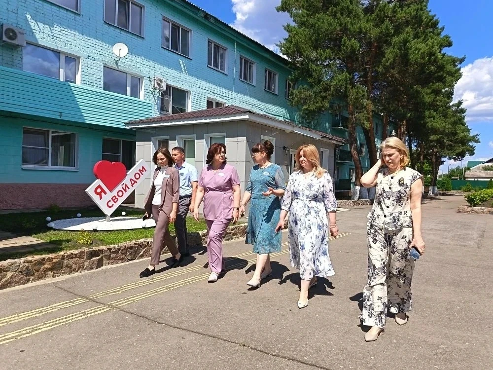 В Волгоградской области определили лучшего внутреннего тренера по уходу

В Урюпинском доме социально