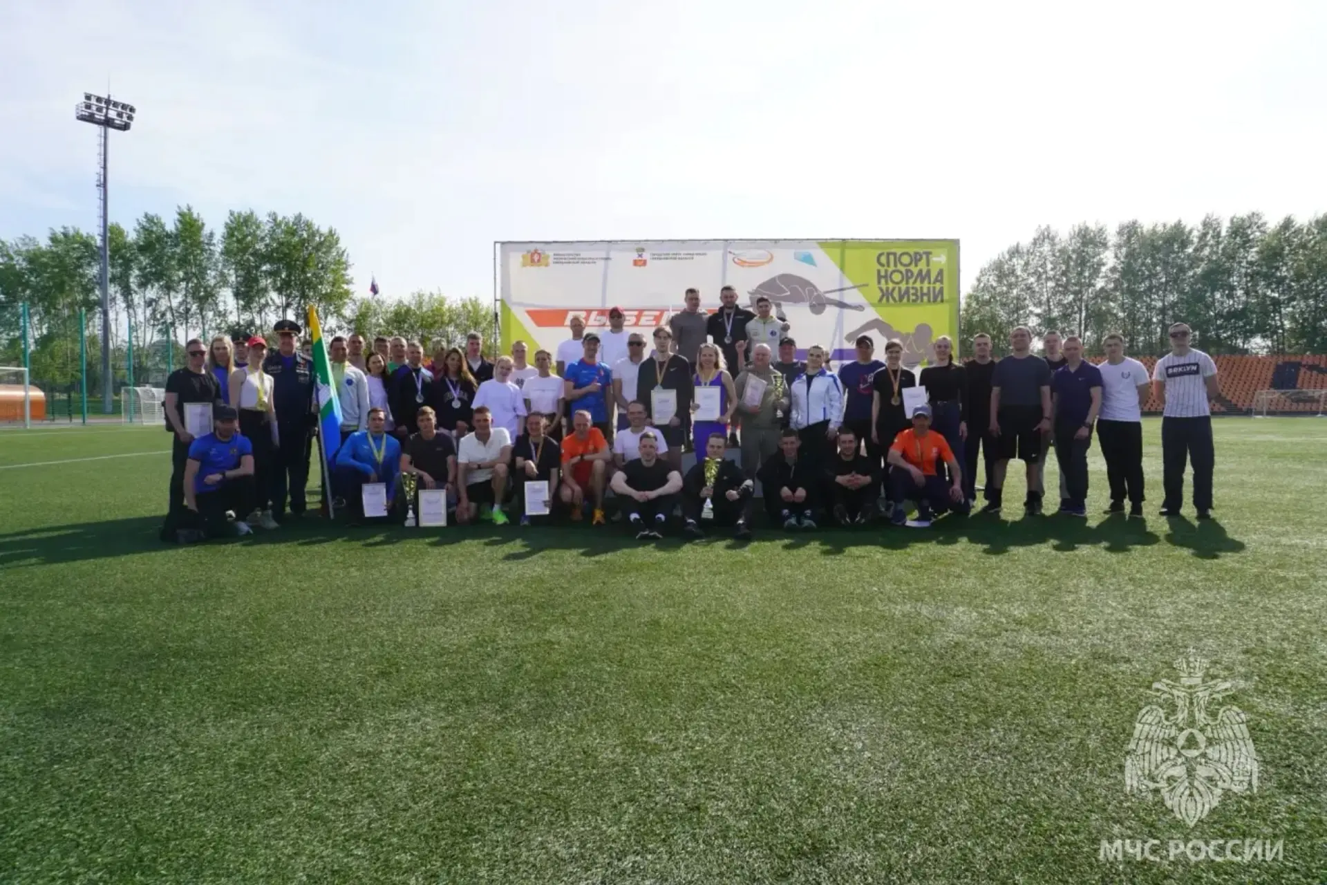 🏆В регионе определили сильнейших легкоатлетов‑спасателей  В Ирбите на стадионе «Юность» прошли сорев