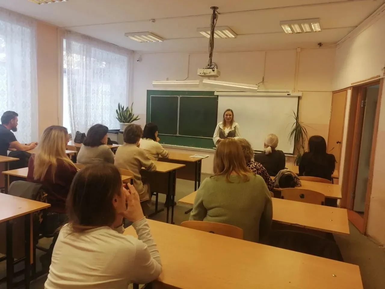 💙 ВМЕСТЕ К ЦЕЛИ: РОДИТЕЛИ И УЧЕНИКИ НА ОДНОЙ ВОЛНЕ! 💙  19 марта в нашей школе прошло важное родитель