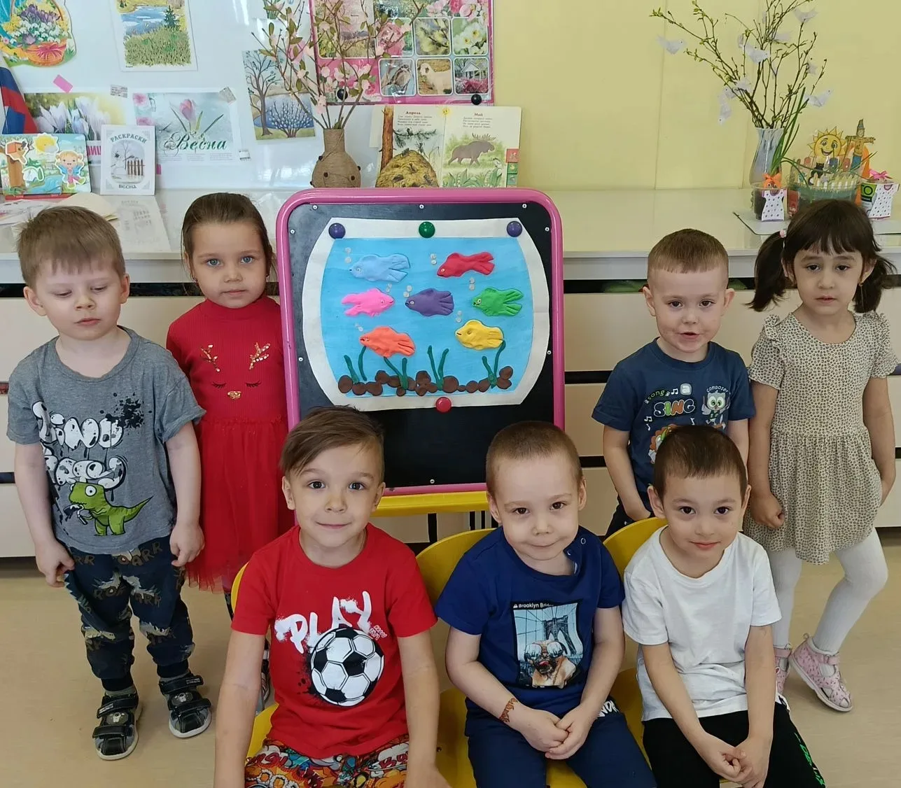 Интересно и познавательно прошли занятия в младших группах "Знайка" и "Светлячки" по ознакомлению де