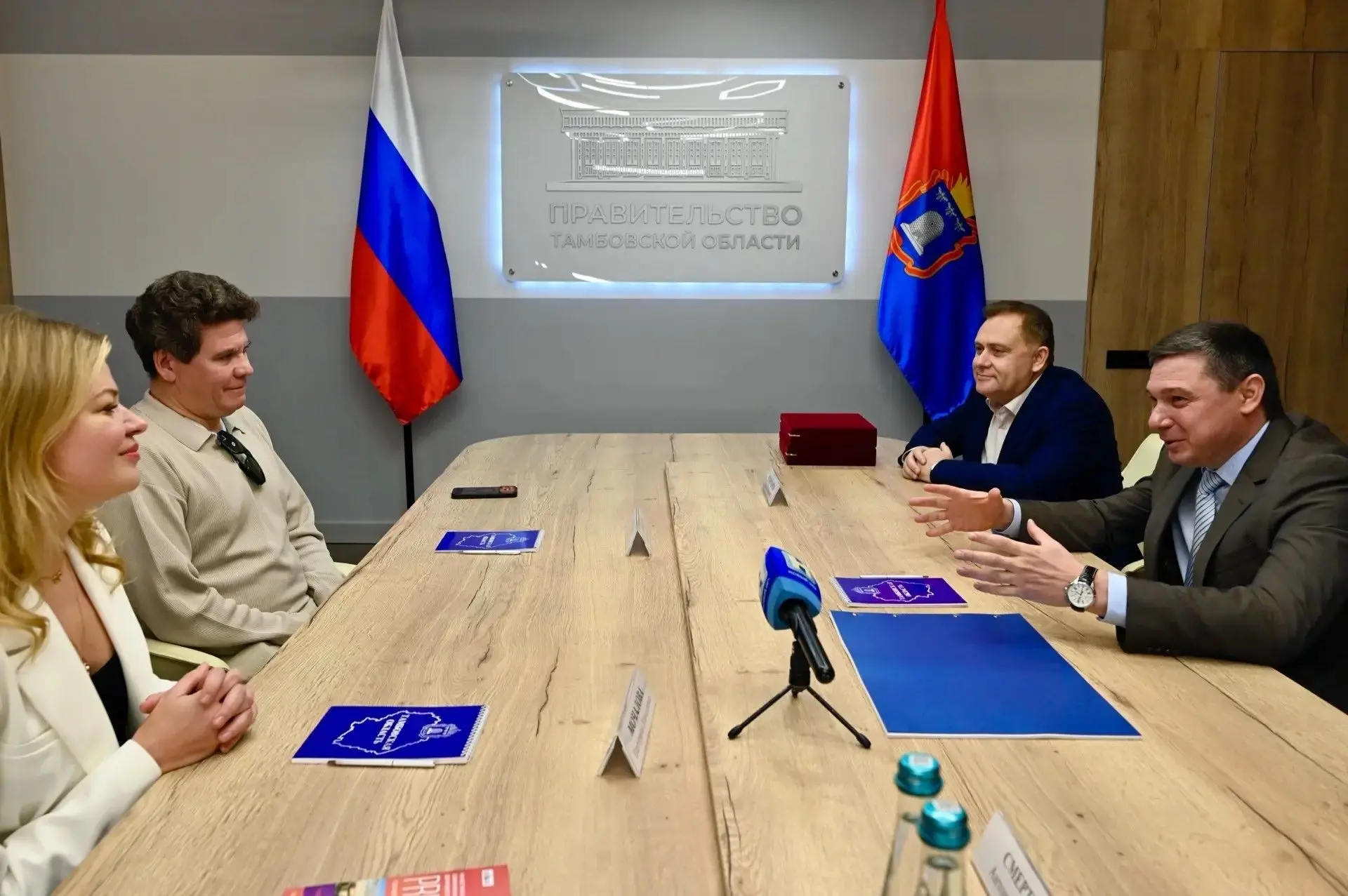 Глава Тамбовской области Евгений Первышов встретился с пианистом Денисом Мацуевым и исп...