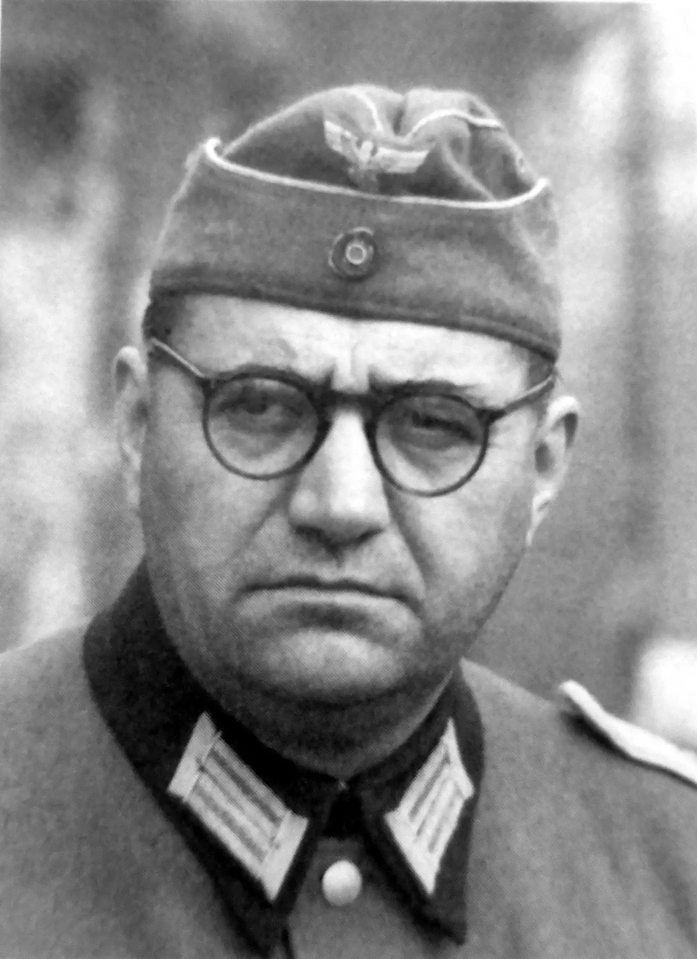 1944. Оберлейтенант 638-го (французского) усиленного гренадерского полка вермахта («Легиона французс