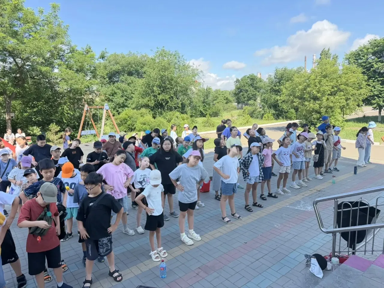 ☀️ День единства и творчества в ЛДП «Нарн»!

Восьмой день в нашем лагере начался по традиции активно