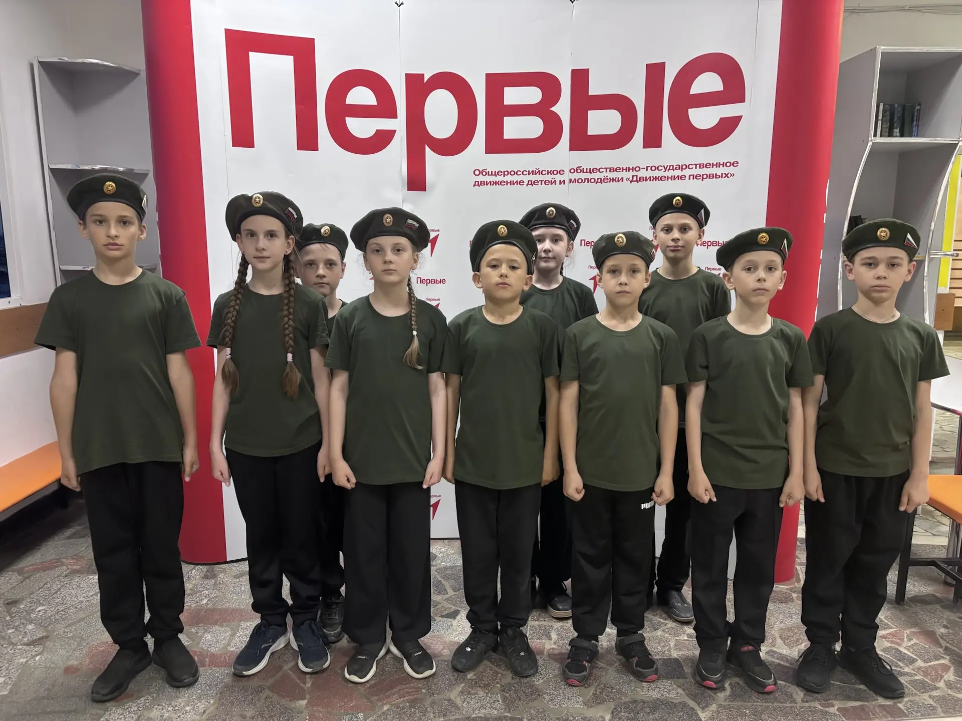 🏆 Гордимся нашими юными патриотами! Команда «Потешный полк», выступавшая в младшей воз...