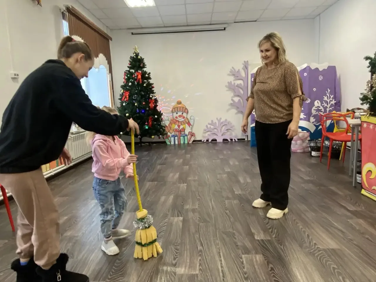 🔔6 января в Доме детского творчества прошла конкурсно-игровая программа  "Рождественск...