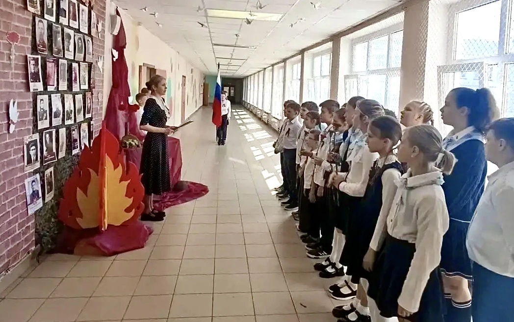 КРАСНЫЕ ГВОЗДИКИ (Часть 1) 💫Сегодня, 6 мая, в день памяти святого Георгия Победоносца, ученики «Школ