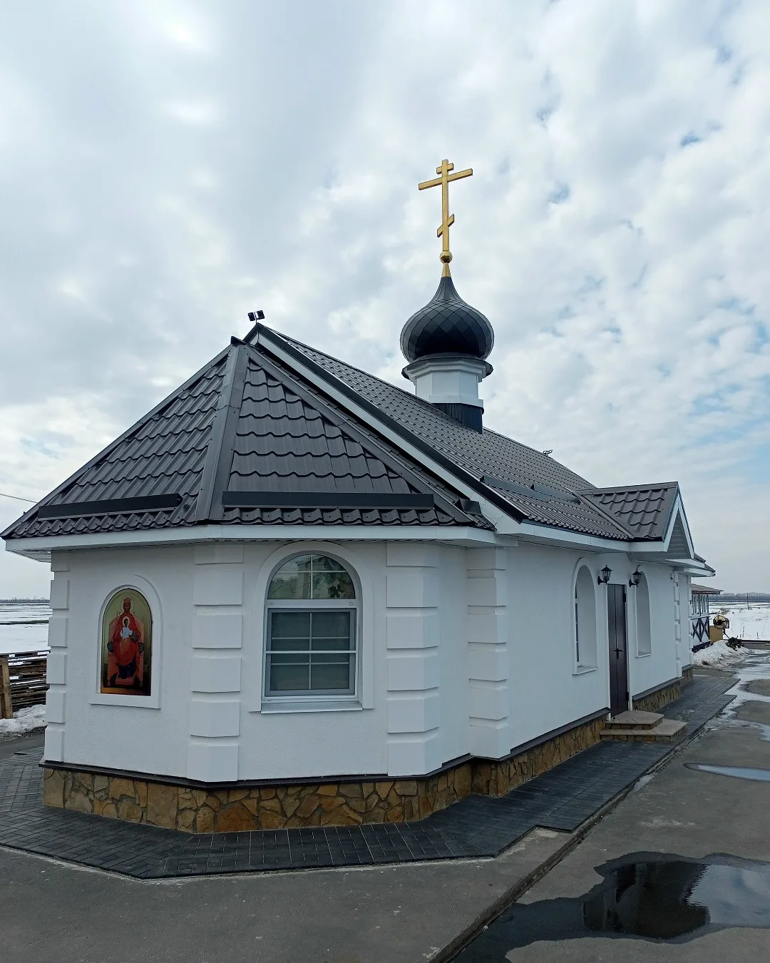 Братья и сестры, готовимся к Пасхе. В среду 1 апреля и в субботу 4 апреля после литурги...