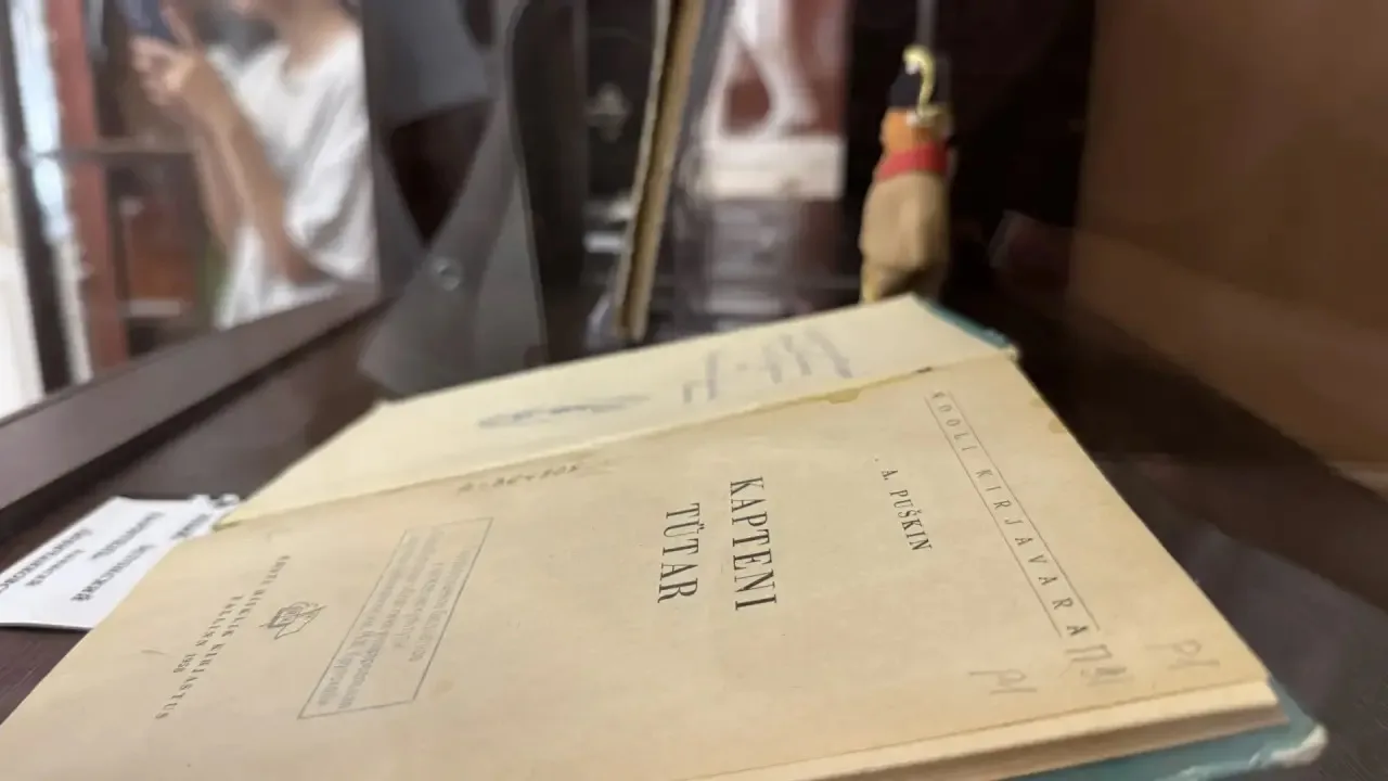 Сегодняшний день в Клинике памяти ГБУЗ ООКПБ N 1 прошёл под знаком поэзии и книг! 📚✨