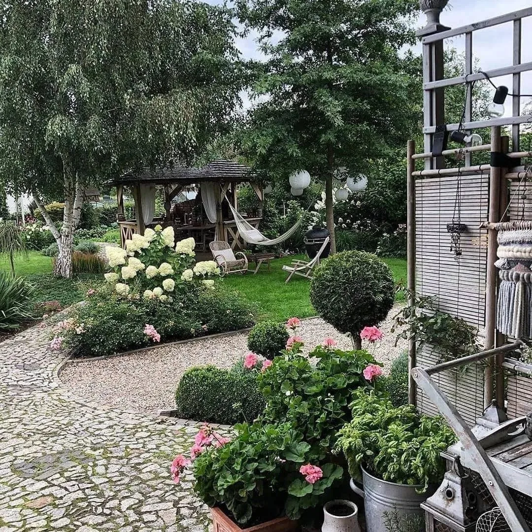 Как вам сад, друзья ? 💚🏡