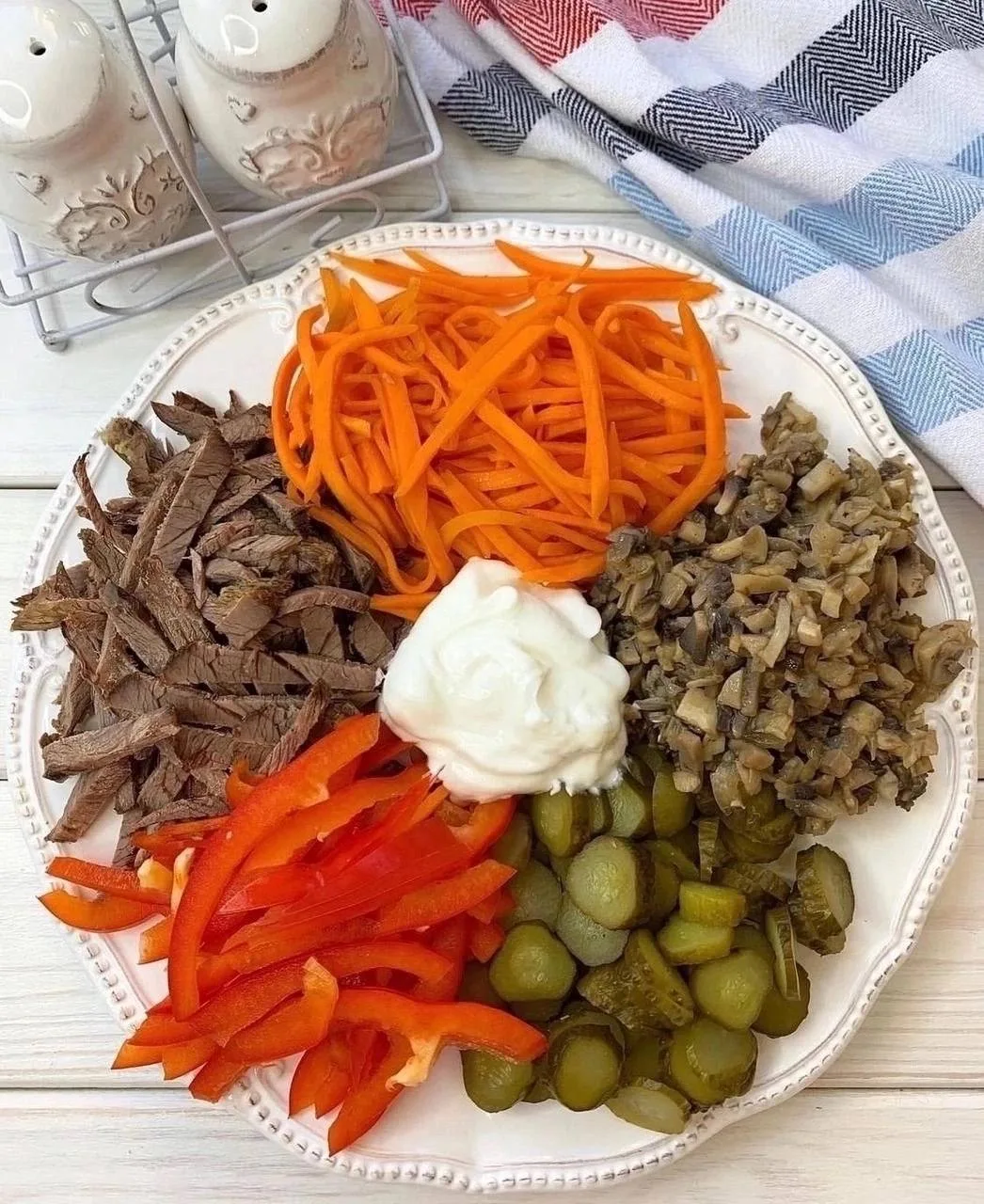 САЛАТ ОВОЩНОЙ С ГОВЯДИНОЙ