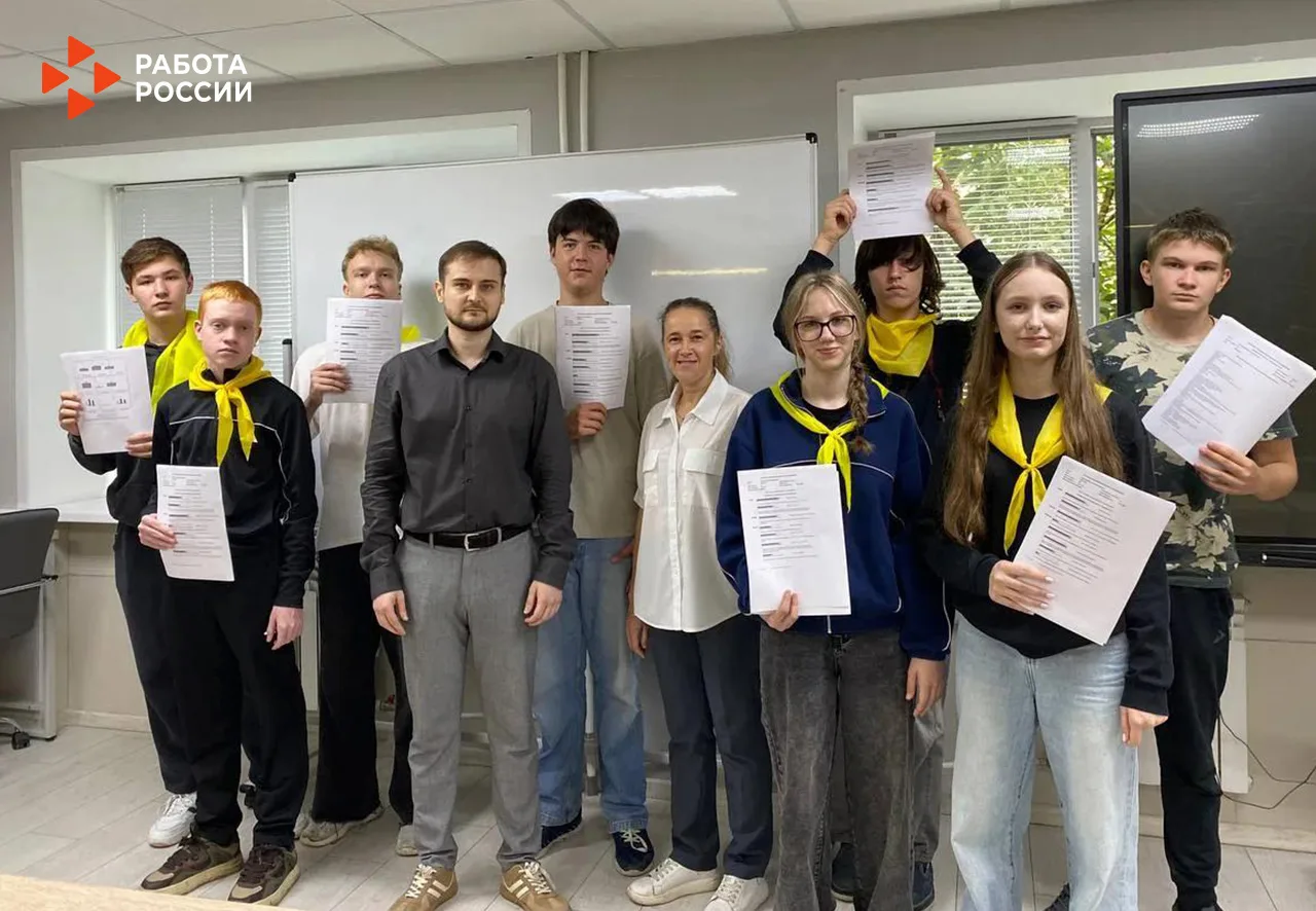 🎯 Ещё 40 школьников нашли свой вектор: профтестирование в «Лето в Профтехе»

В Екатеринбургском эко