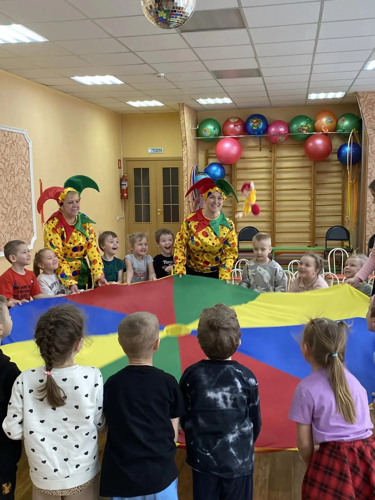 🎉🥞 Дорогие друзья! 🥞🎉  С радостью поздравляем вас с праздником Масленицы! Этот яркий и веселый празд
