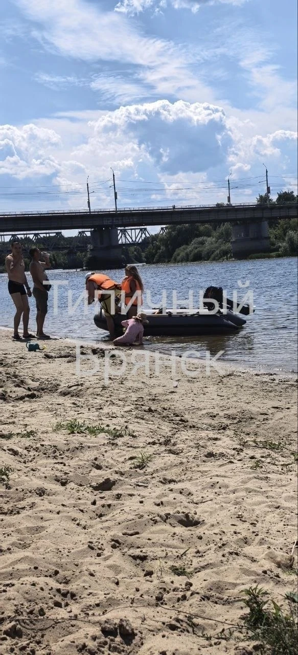 ⚠ На пляже Брянск-1 сообщили об опасном нарушении

Посетители пляжа сообщили, что моторные лодки зах