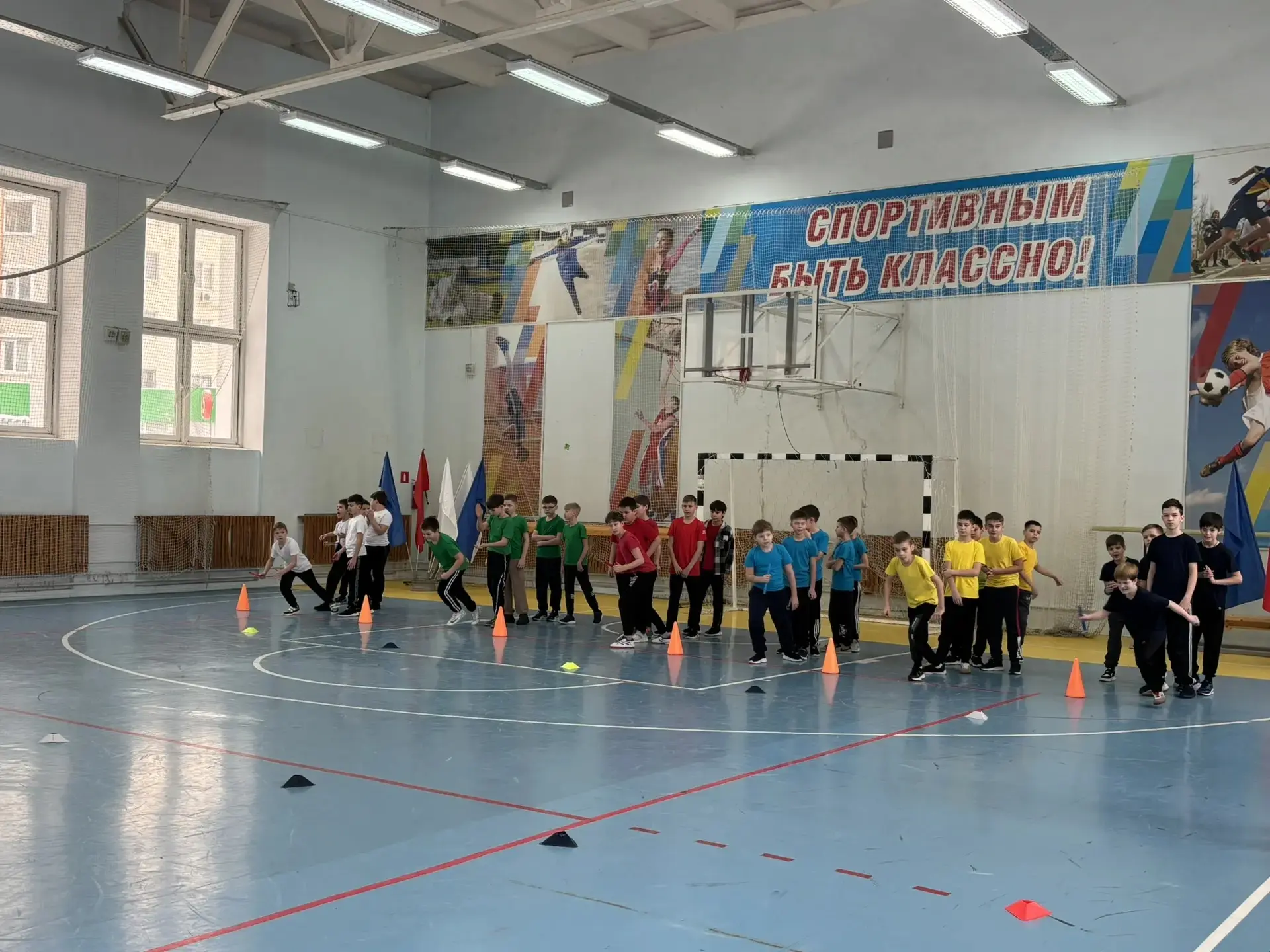 20 февраля в преддверии празднования Дня защитника Отечества среди учащихся 2-4 классов прошли «Весе