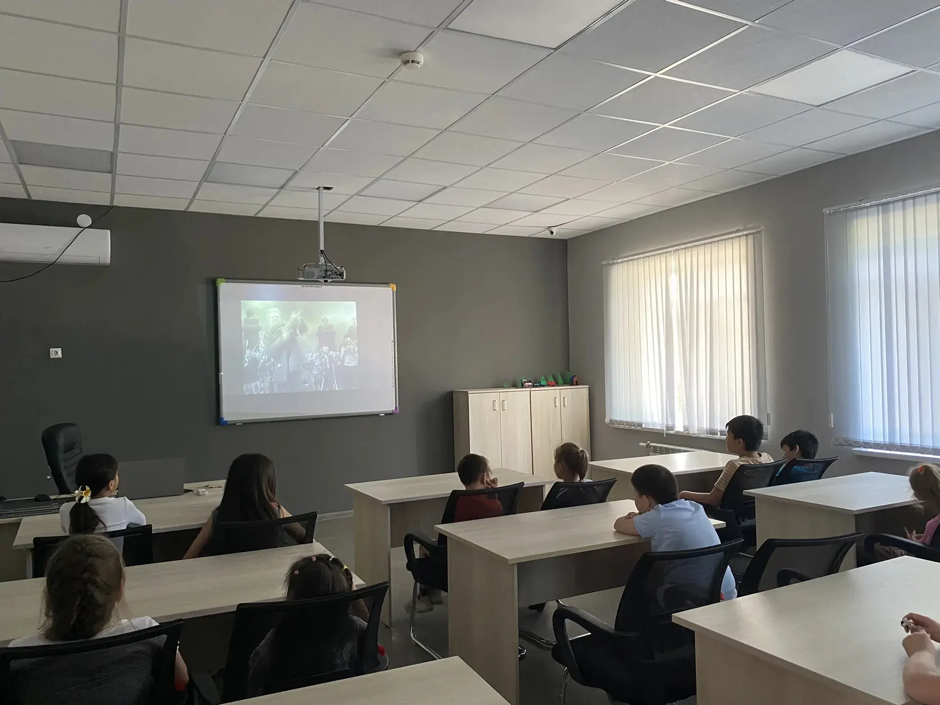 📸 Кинопросмотр в ЛОЛ: «Бессмертный гарнизон: мужество, ставшее легендой»

Делимся впечатлениями от 