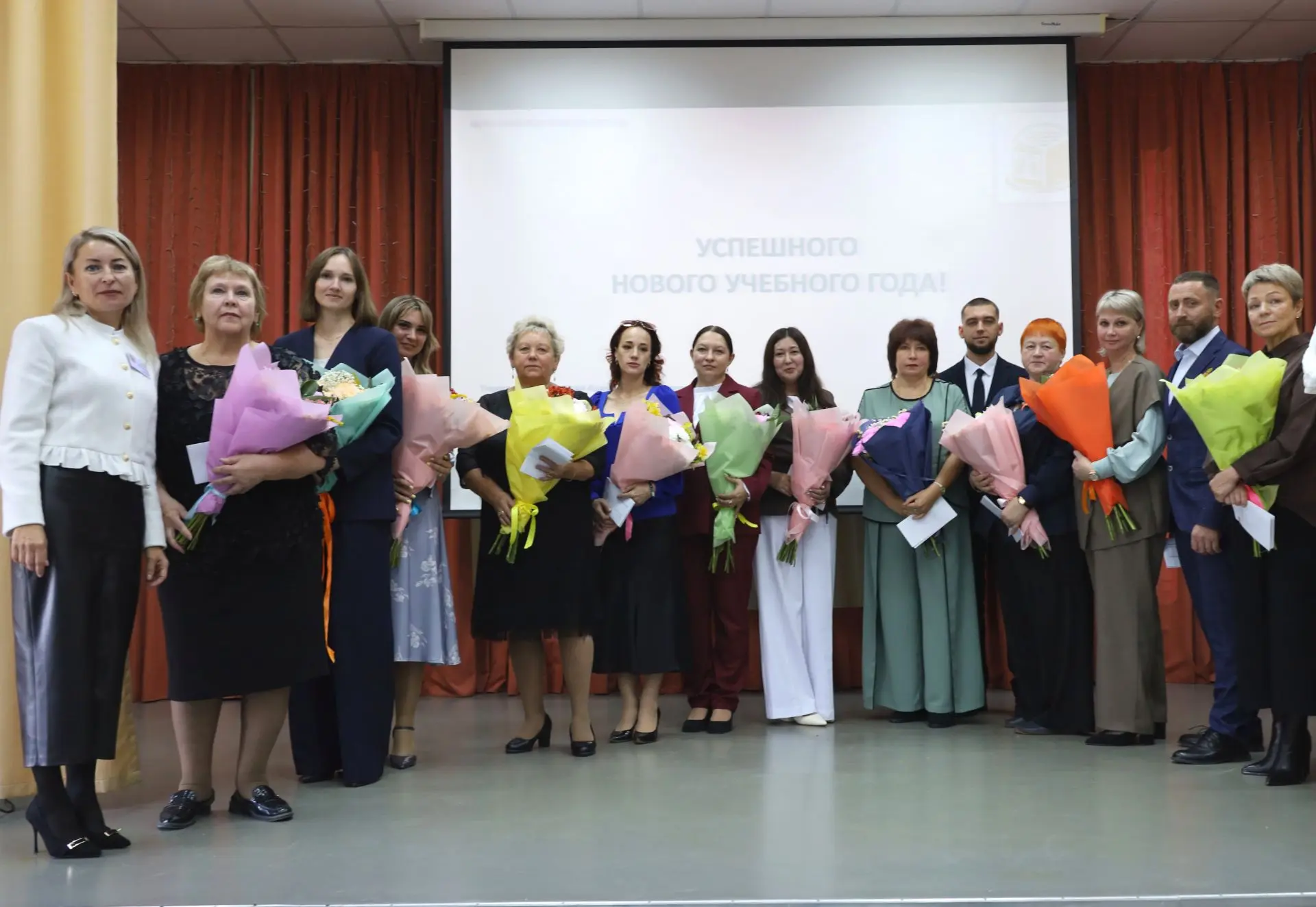 🎓 В Северо-Енисейском округе прошла августовская педагогическая конференция