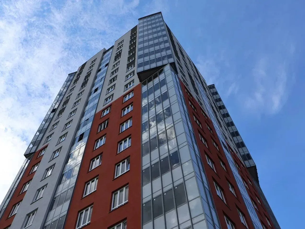 🏢 ЖК «Красноярский» перешел под управление единой управляющей компании ЛНР
