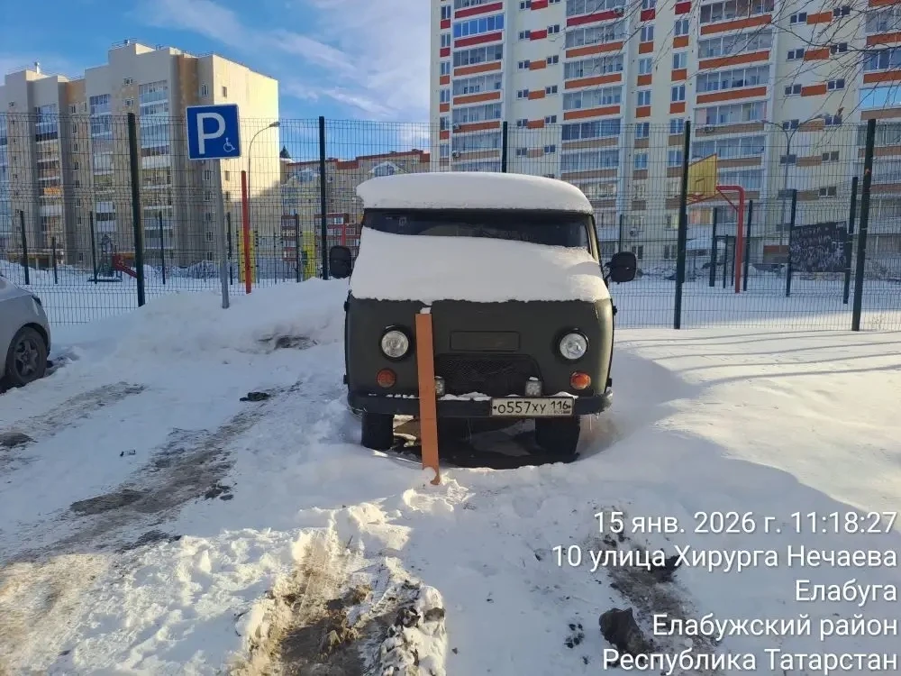 Продолжается работа по комплексной очистке дворов. Законных оснований эвакуировать автомобиль у нас,