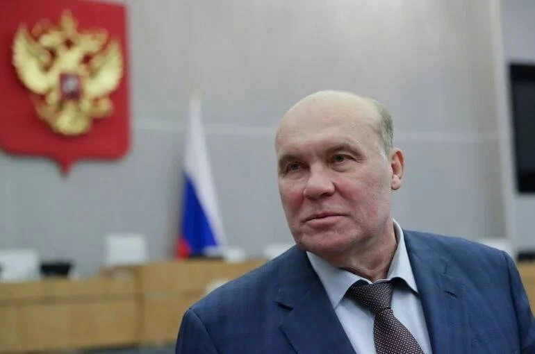 Новой волны мобилизации в России не будет, заявил член комитета Госдумы по обороне Андр...