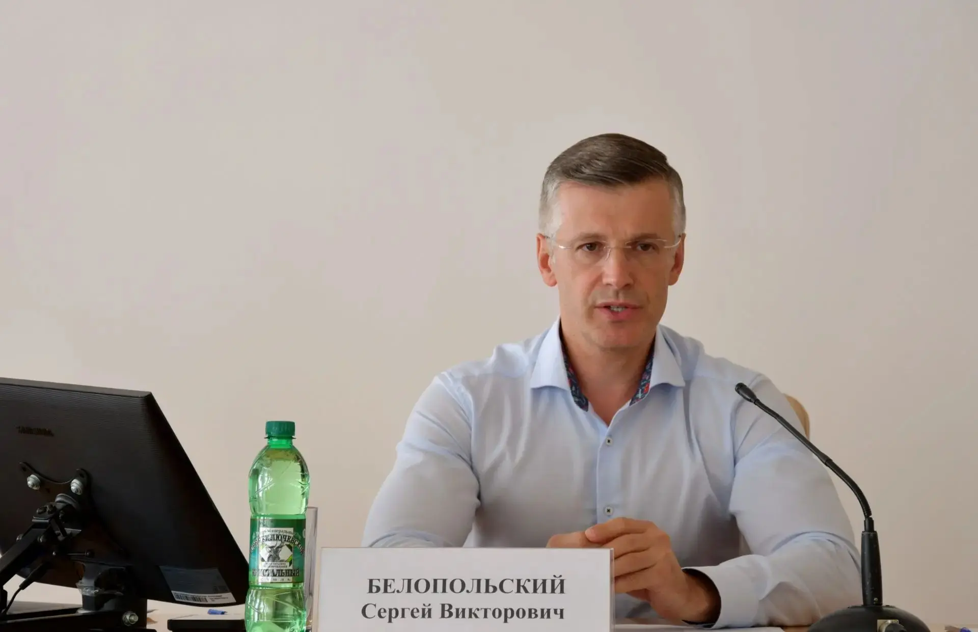 Провёл заседание антитеррористической комиссии муниципального образования.

В период активного курор