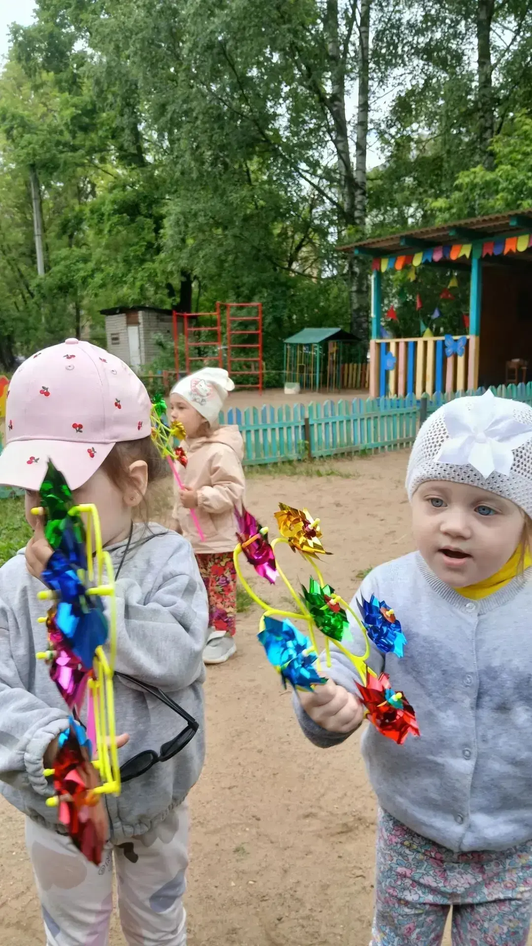 #ГодДошкольногоОбразования44      В группе раннего возраста "Карамельки» прошёл тематический  "День 