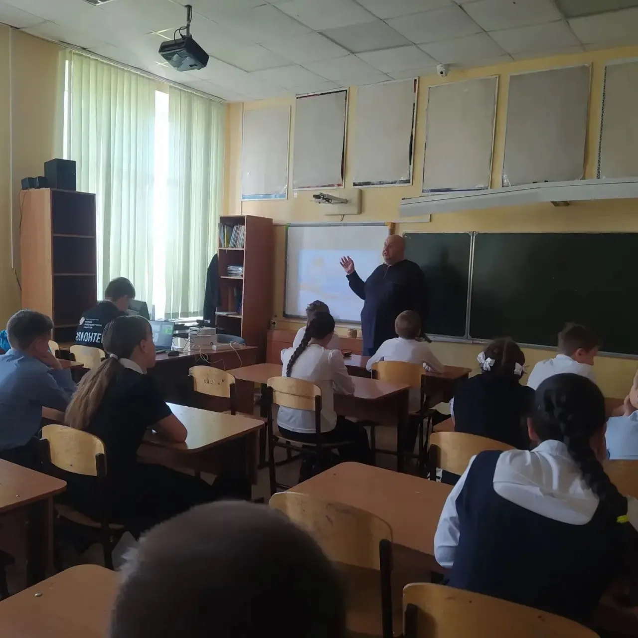 Чистое поколение   14 апреля учащиеся 5 «Г» приняли участие в Программе тактической подготовки "Не о