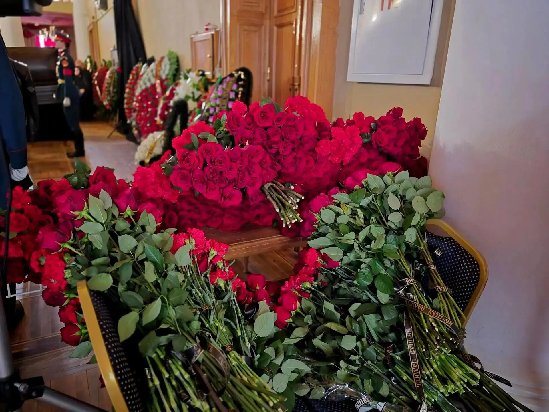 В Шахтах простились с выдающимся горняком и политическим деятелем Сергеем Михалевым