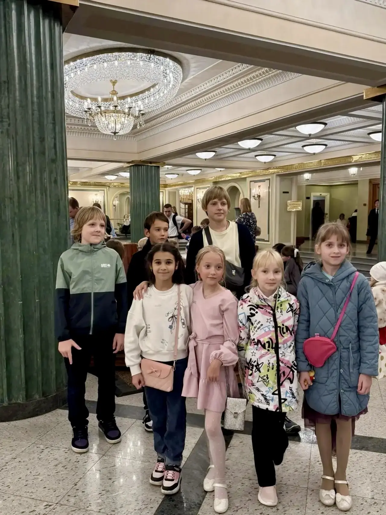 🎭 3-й «З» класс в Большом театре: путешествие в мир музыки 🎶
