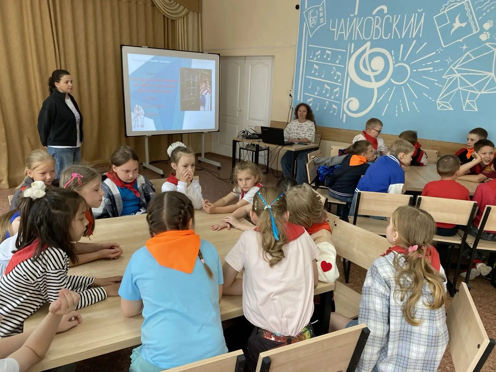 🎉Сколько удивительных открытий мы совершили вместе, путешествуя по страницам истории и традициям на