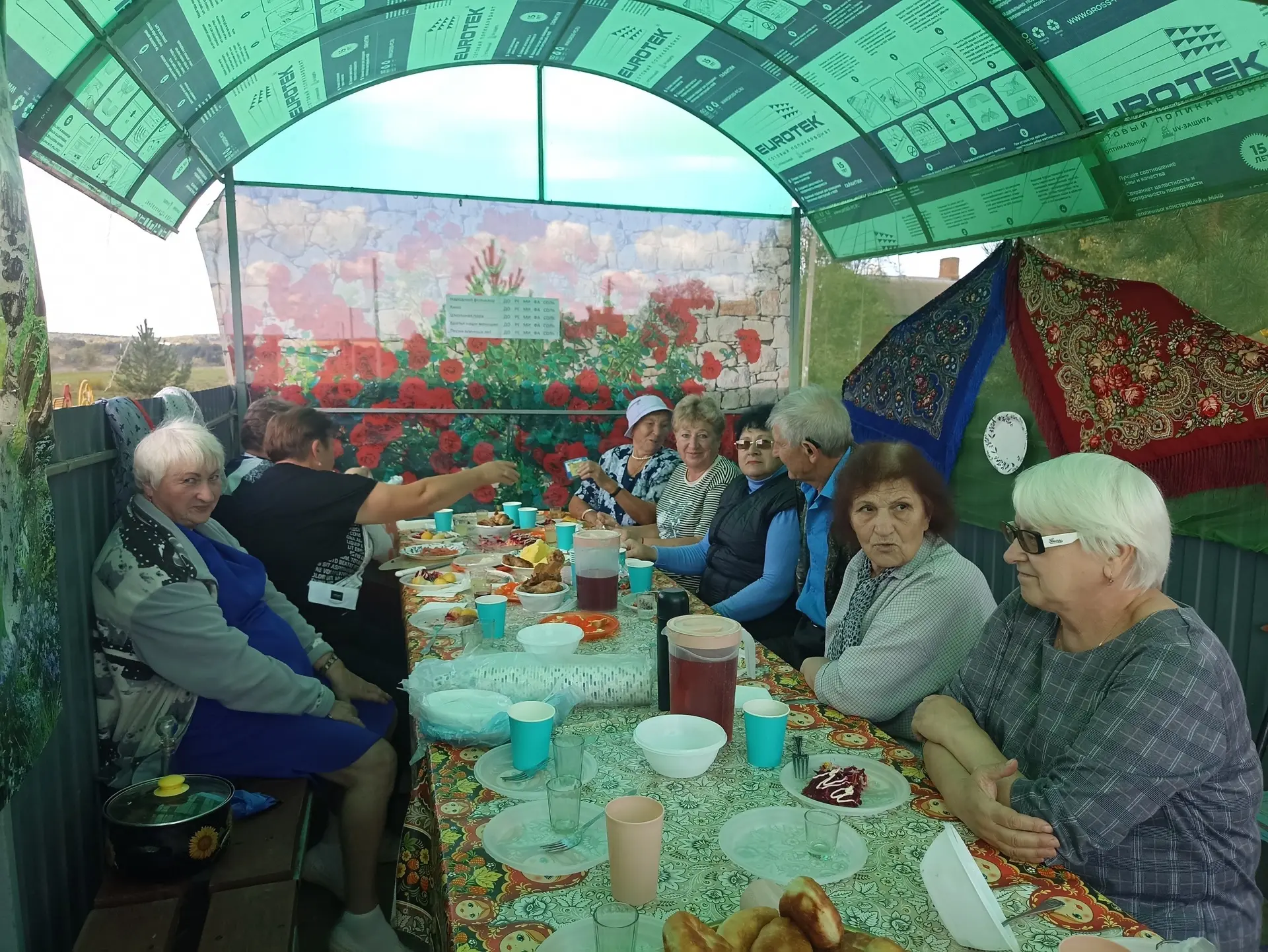 💐28 августа, в светлый праздник Успения Пресвятой Богородицы, в селе Лужны состоялся в...