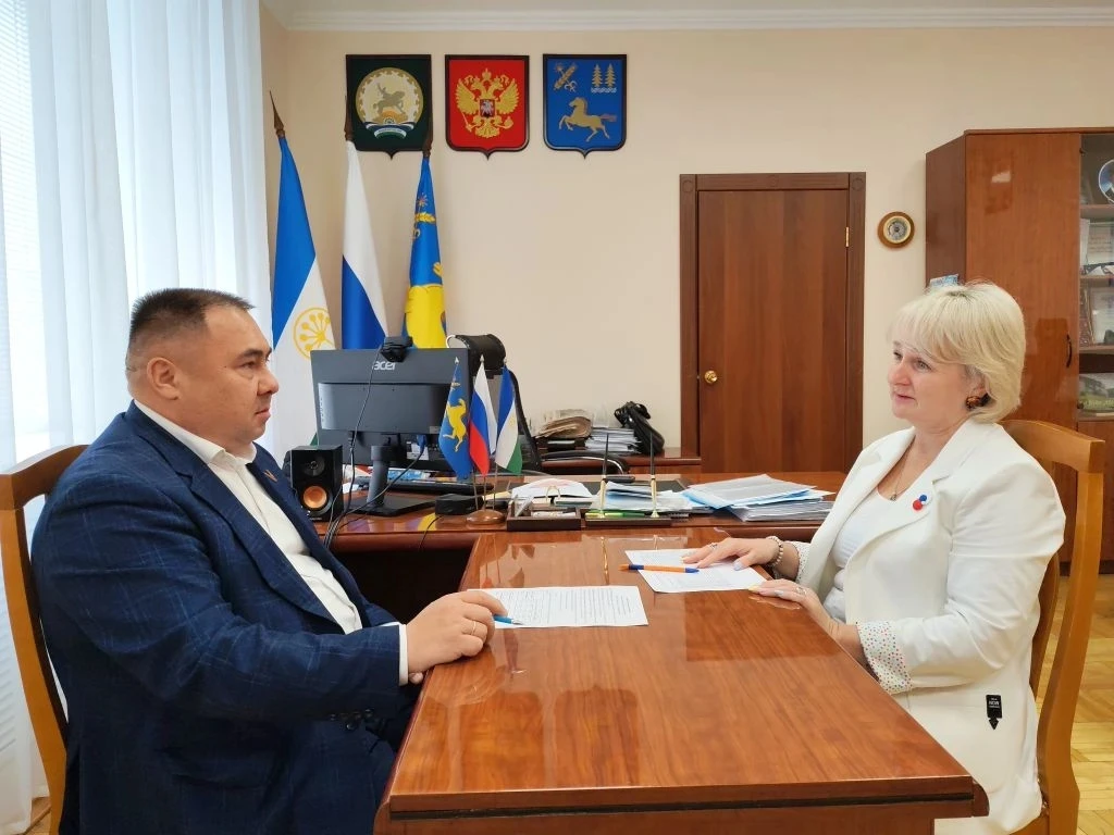 ⚡Укрепление социального партнёрства в Дуванском районе

💼Сегодня в Дуванском районе прошла рабочая 