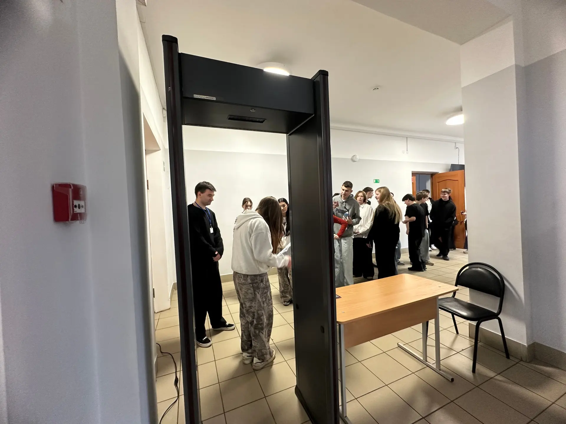 Около 6700 девятиклассников Псковской области написали сегодня тренировочный ОГЭ по математике  ✒ Ор