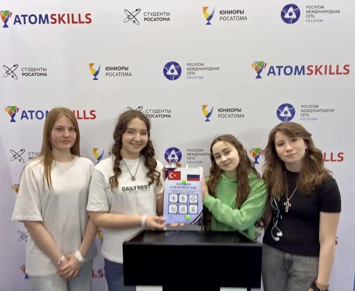 ✨ Сегодня обучающиеся 8И класса посетили масштабное мероприятие - «Atomskills 2026» в Екатеринбург-Э