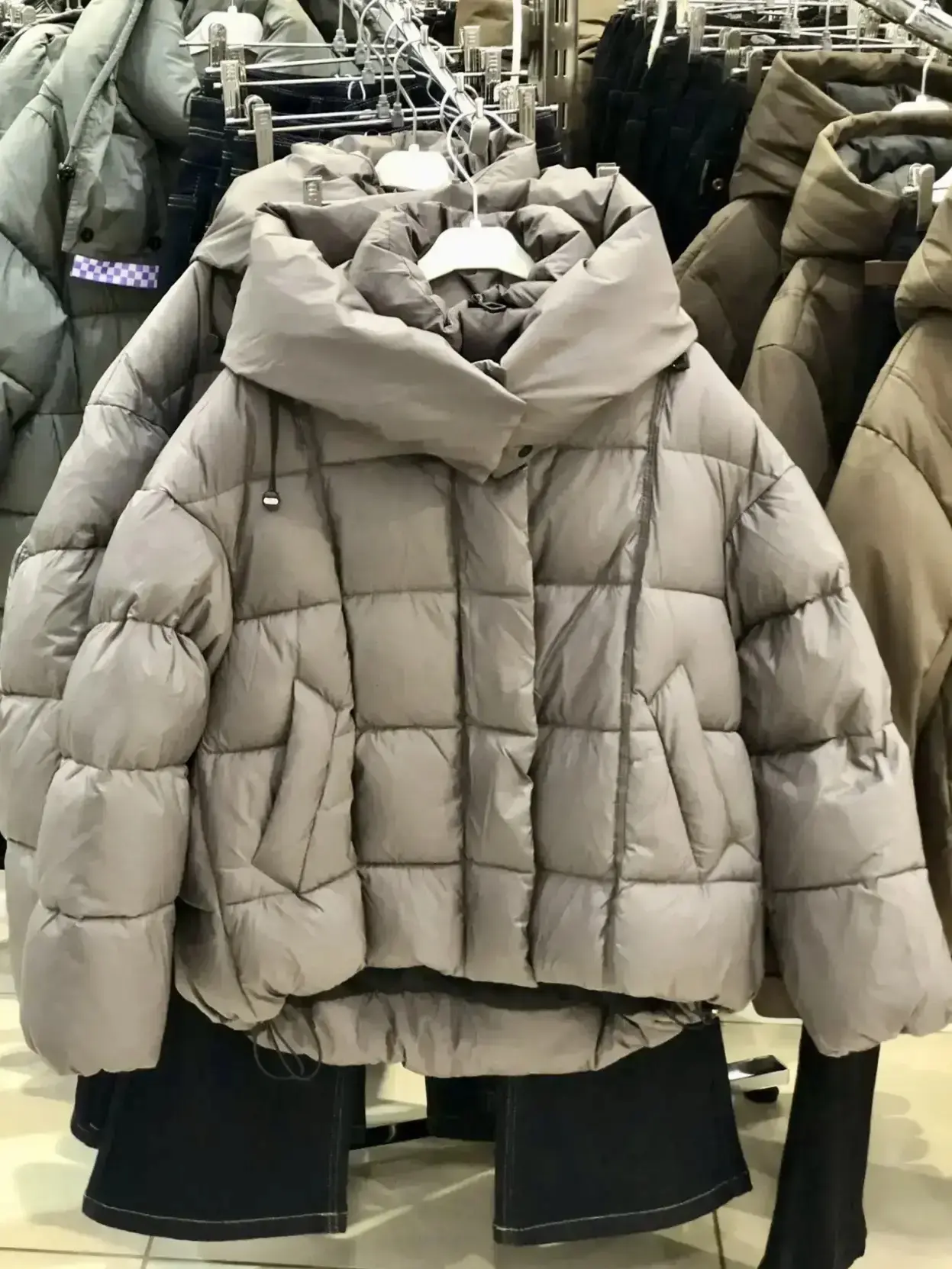 Готовы к зимним курткам? 🤔