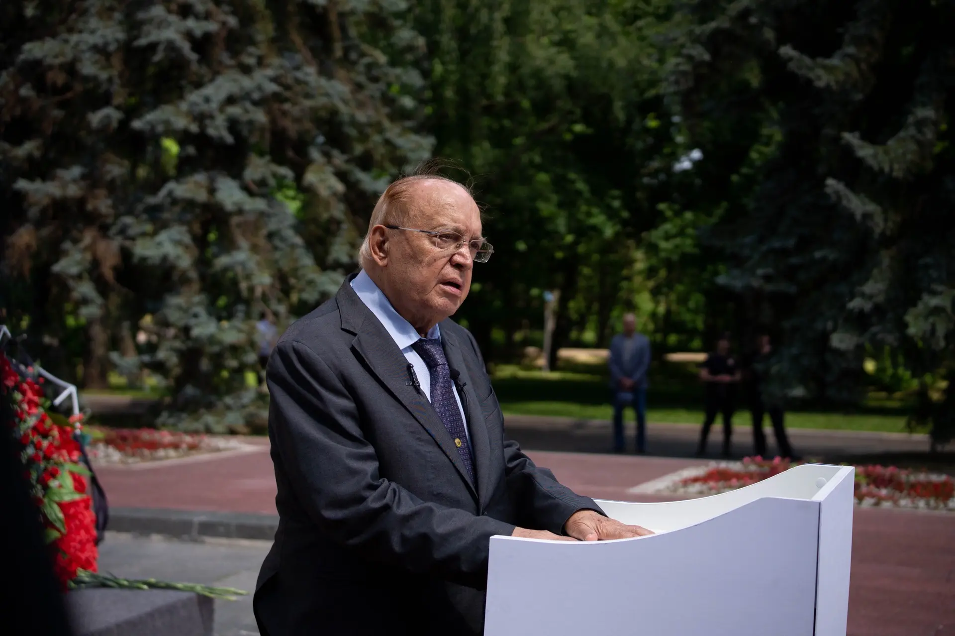 #прямосейчас: МГУ проводит традиционную Вахту Памяти, посвящённую в этом году 85-летию ...