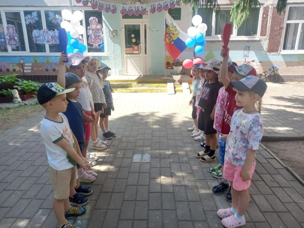 «День России в "Березке": праздник, который запомнится!»
В нашем детском саду ярко и торжественно от