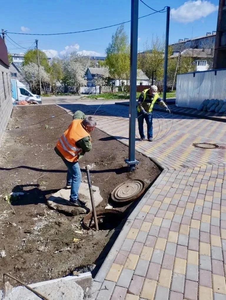 В селе Клинкино Донецкой Народной Республики установили новый насос для надежной подачи воды ⚙️Авари