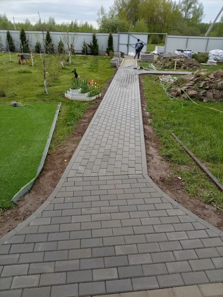 Укладка брусчатки. Московская область, Раменский район, д. Татаринцево