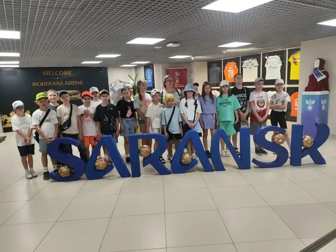 🚌 3 «А» в Саранске: футбол, традиции и солнечное утро  Ранним субботним утром ученики 3 «А» класса в
