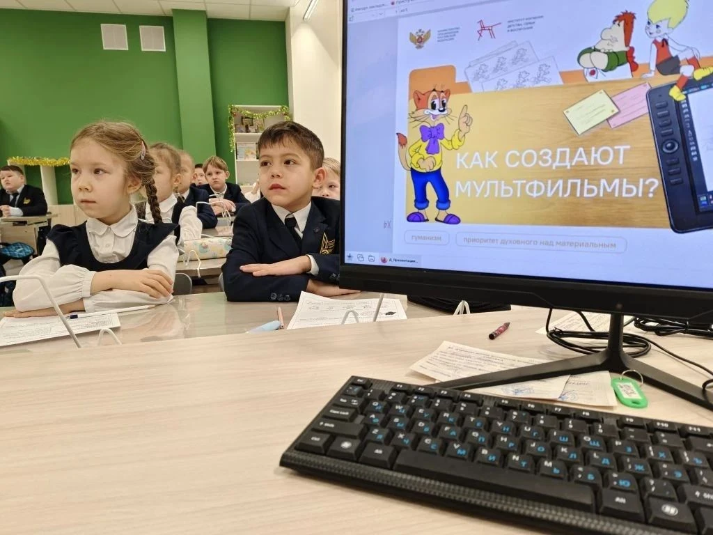 «Как создают мультфильмы?» – именно об этом сегодня размышляли чебоксарские школьники на занятиях из