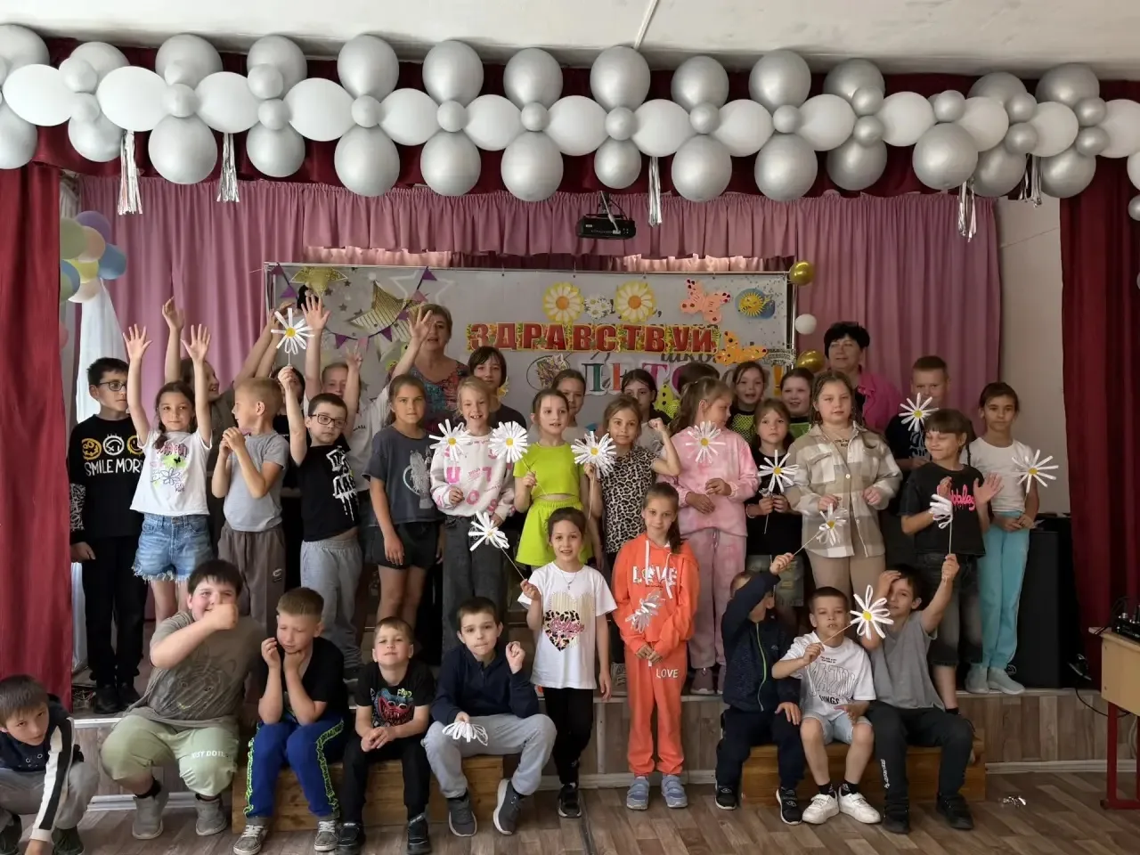 🦋 Сегодня состоялось праздничное открытие лагеря «Светлячок»!  🎉