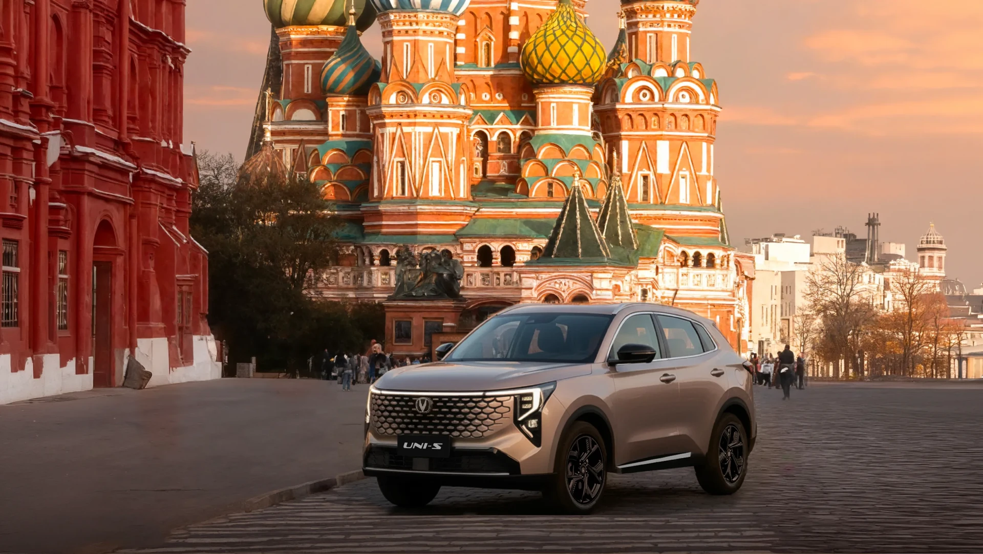CHANGAN представил новое поколение компактного кроссовера UNI‑S — преемника бестселлера CS55 plus. А