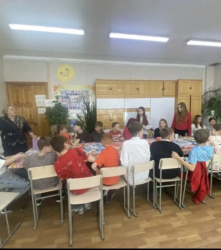 📍5 а класс вместе с классным руководителем Онищенко В.И., провёл - День отдыха.