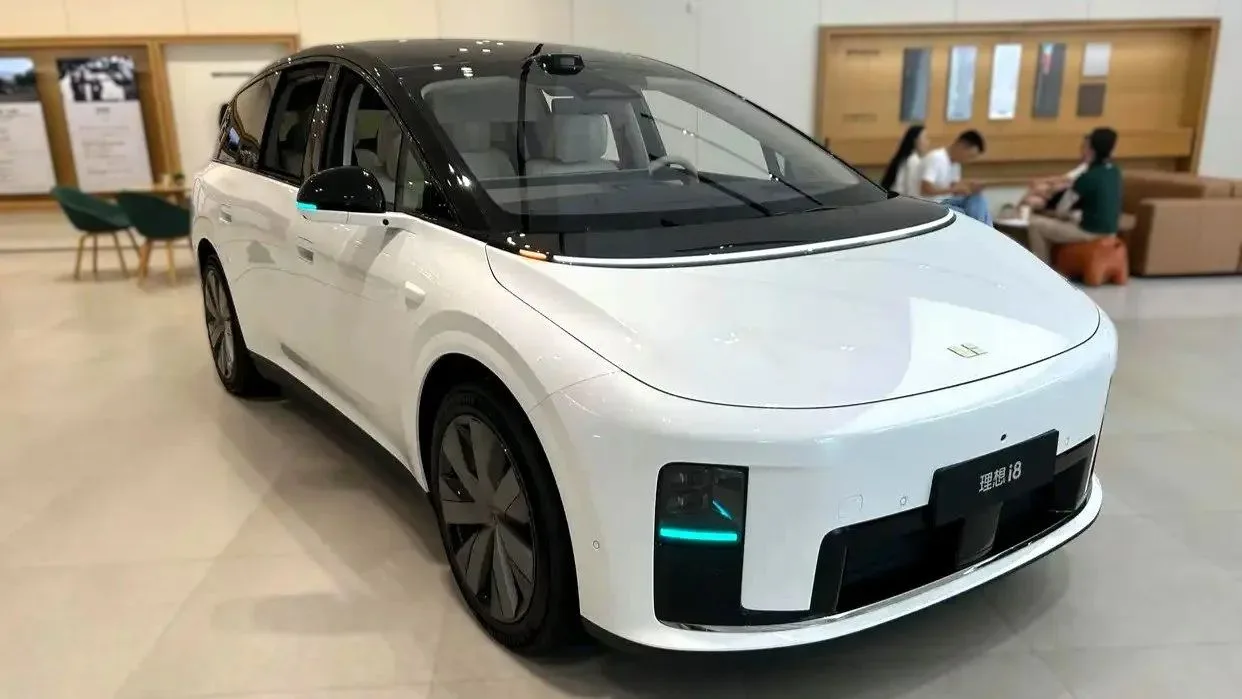 🔥 Li Auto i8: теперь доступнее! 🔥