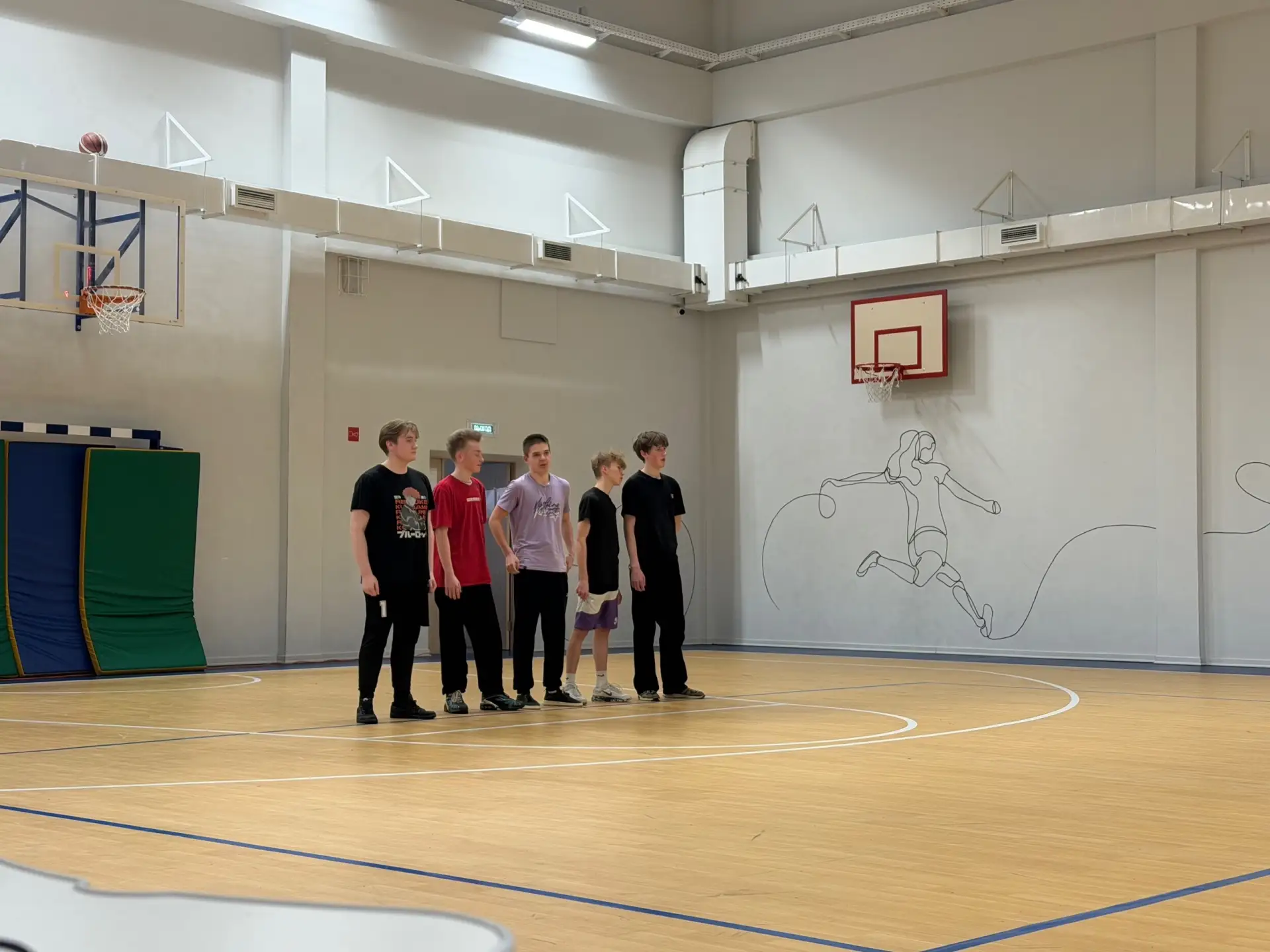 Результаты турнира по баскетболу🏀:  ~ 7-е классы: 1 место - 7Е 2 место - 7А 3 место - 7З  ~ 8-е клас